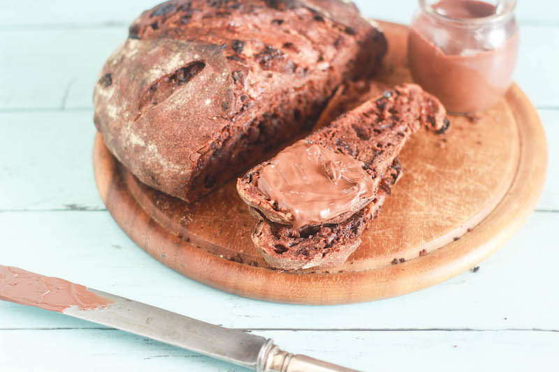 Pane al cacao e uvetta fatto in casa con lievito madre ...