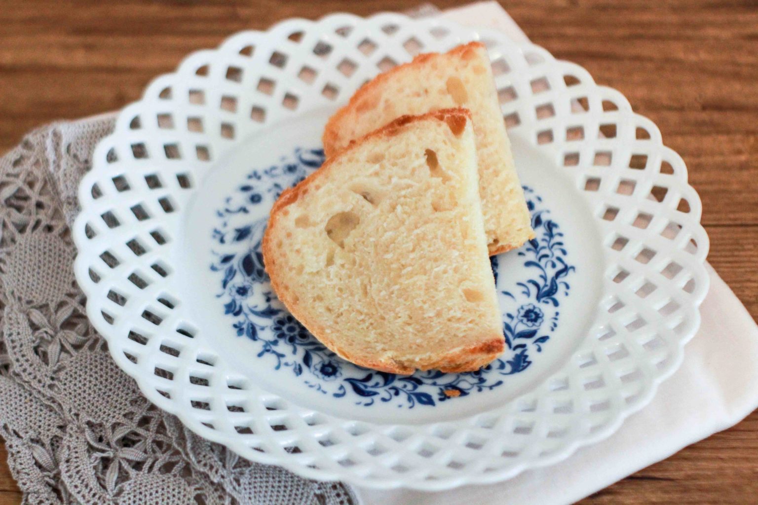 Pane fatto in casa con lievito di birra • zucchero & sale